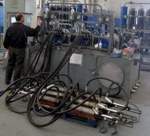 液压站、液压缸等设备